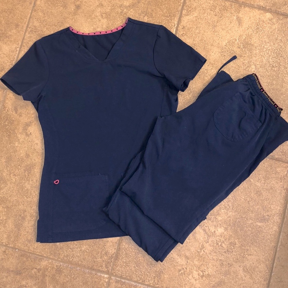 HeartSoul Scrubs set (XS/S) in NAVY BLUE